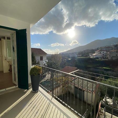 Chez Luke Apartments In אג'רולה מראה חיצוני תמונה