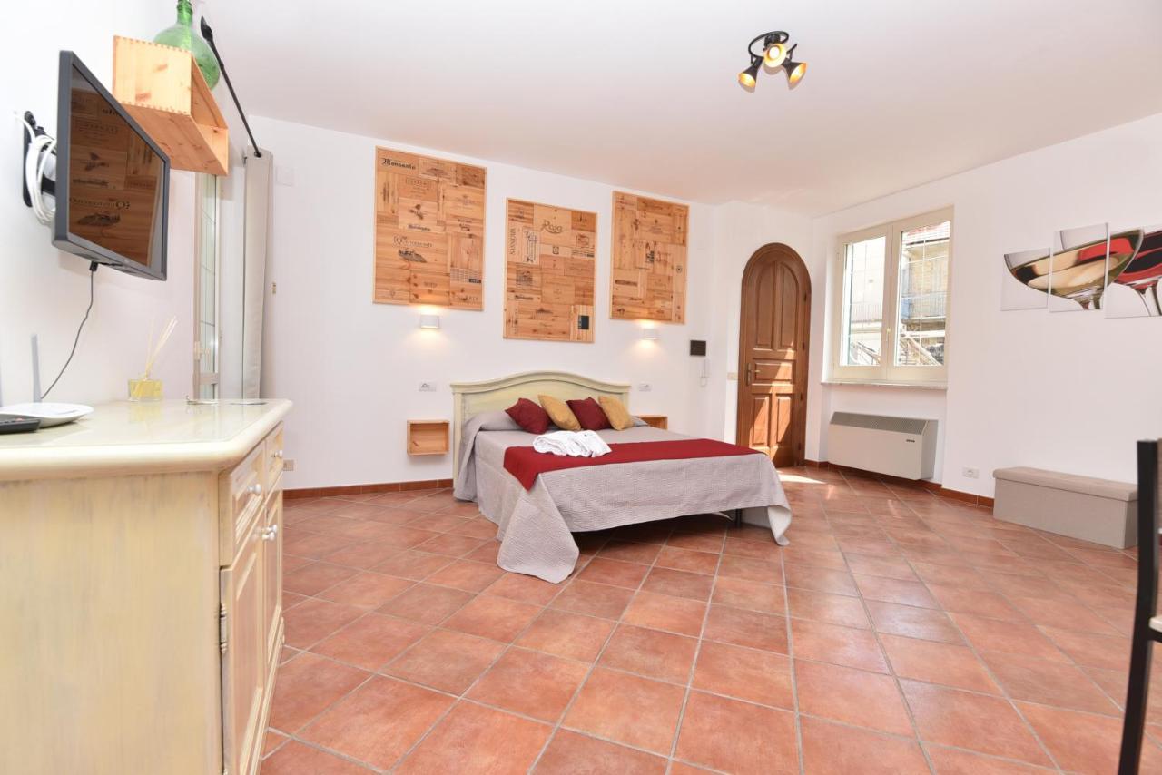 Chez Luke Apartments In אג'רולה מראה חיצוני תמונה