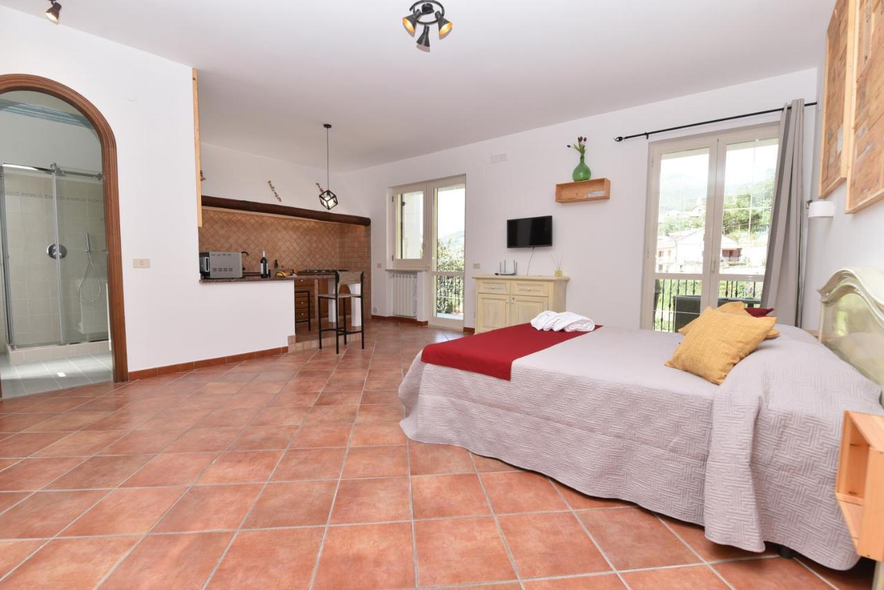 Chez Luke Apartments In אג'רולה מראה חיצוני תמונה