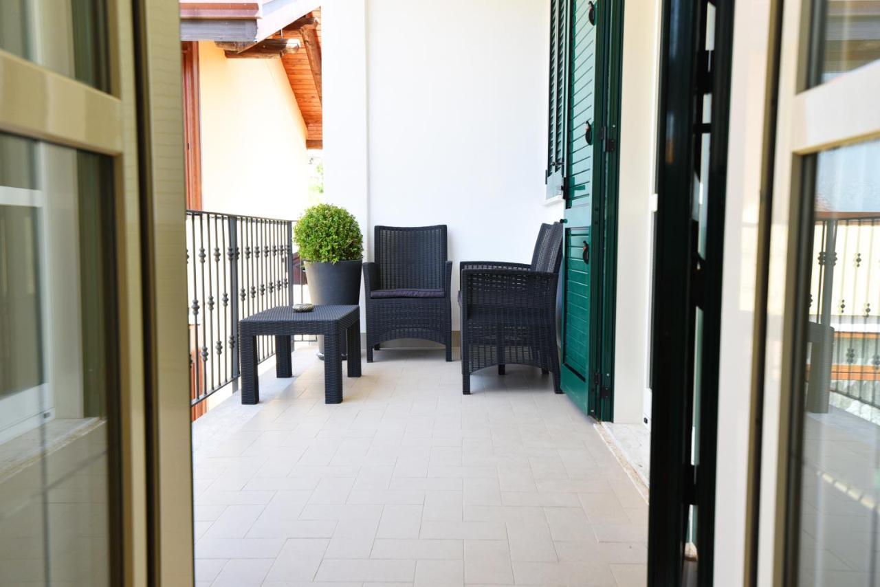 Chez Luke Apartments In אג'רולה מראה חיצוני תמונה