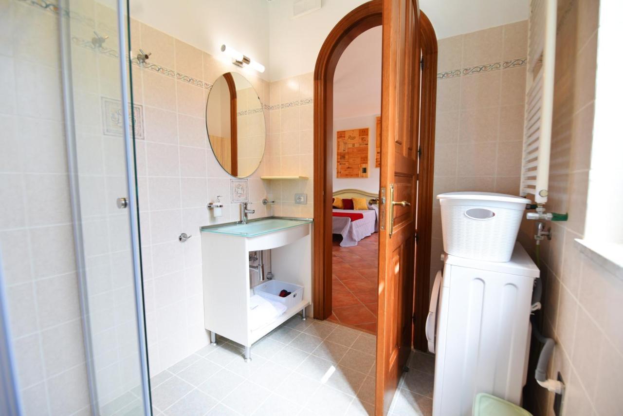 Chez Luke Apartments In אג'רולה מראה חיצוני תמונה