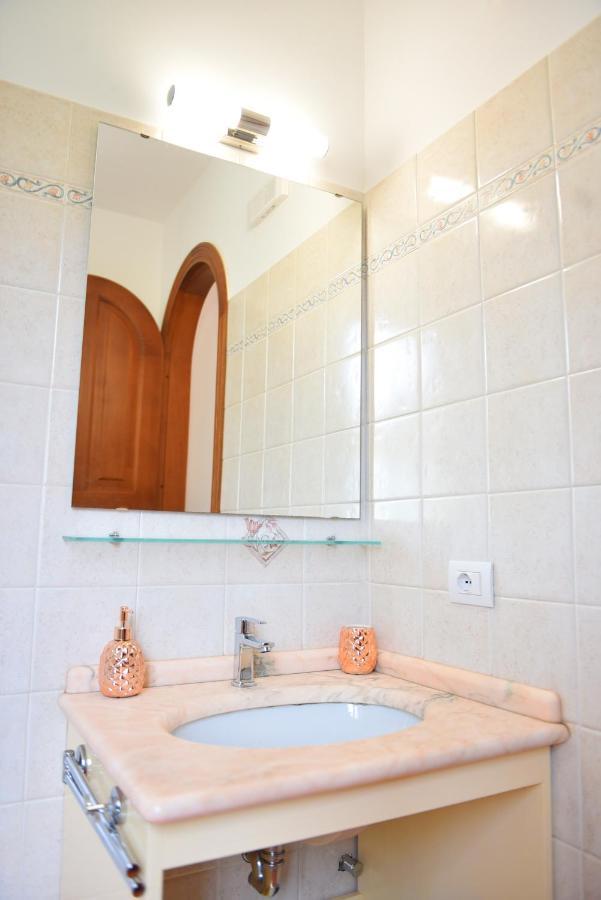 Chez Luke Apartments In אג'רולה מראה חיצוני תמונה
